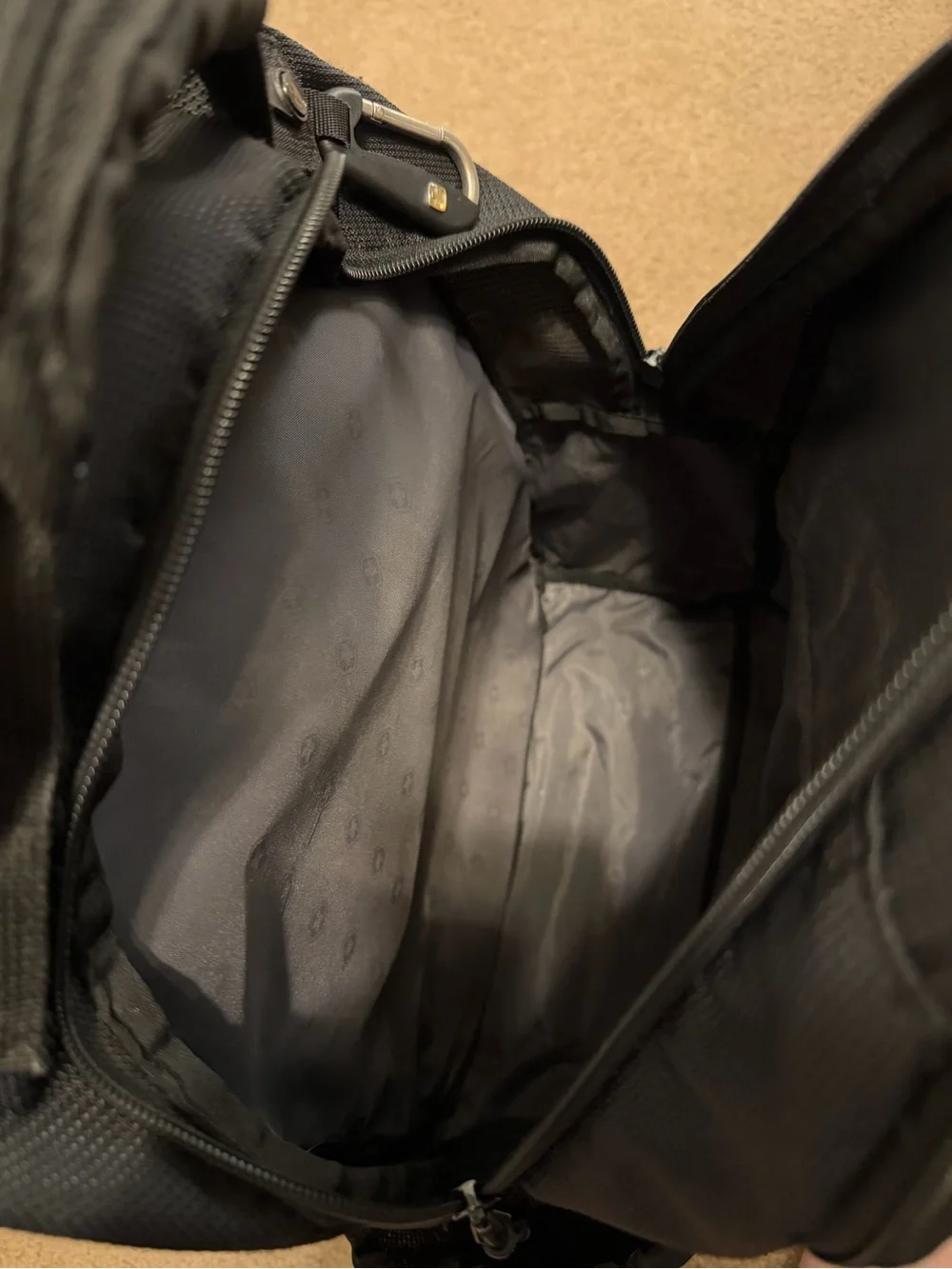 SWISSGEAR Black Backpack - Everyday Laptop Bag